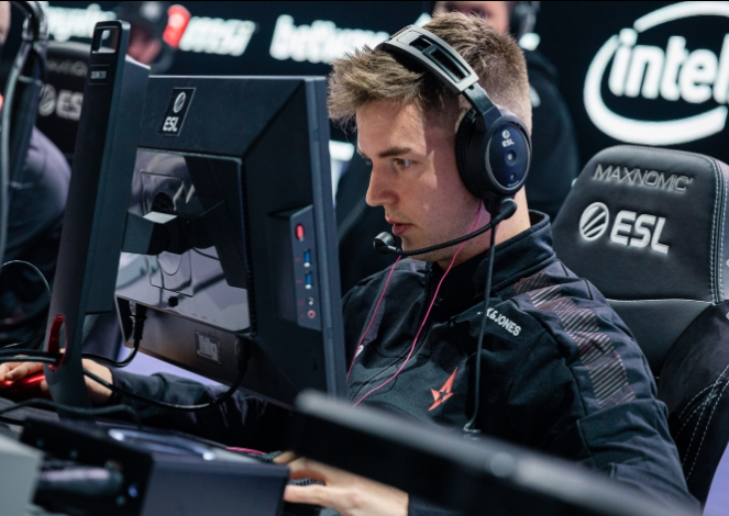 尖高尔夫球 尖高尔夫球