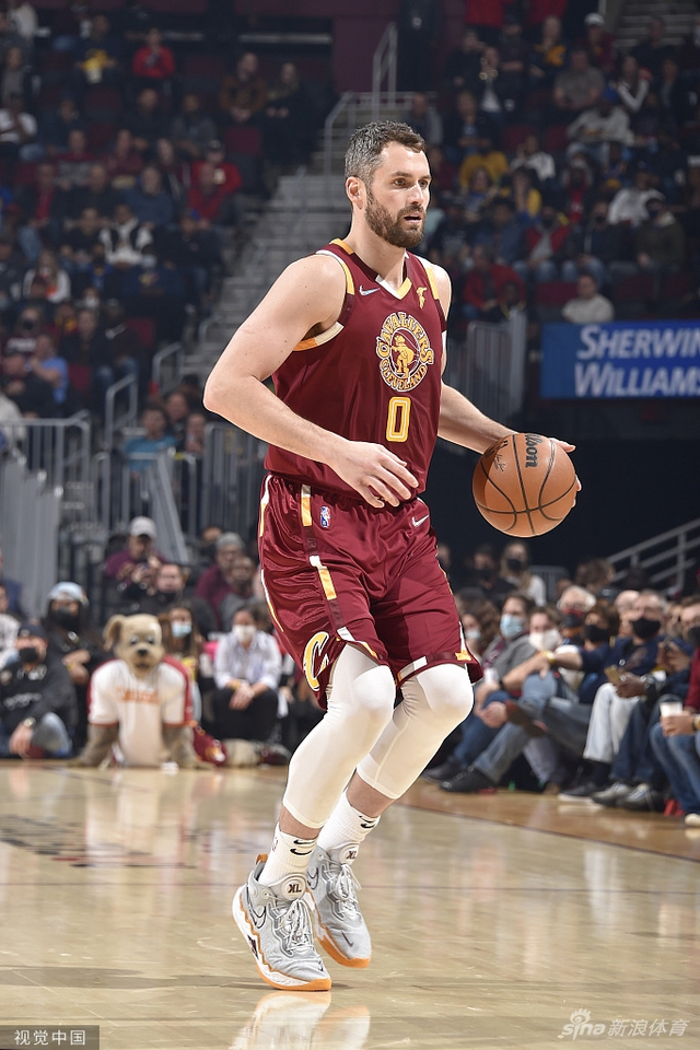 以较大分差 以较大分差