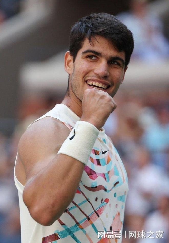 的比赛中摆 的比赛中摆