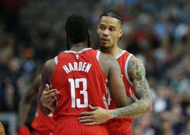 的差距逐渐 的差距逐渐