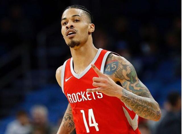 团前犹豫不 团前犹豫不